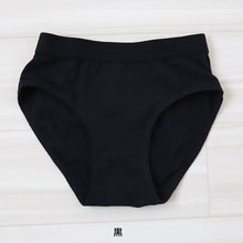 画像をギャラリービューアに読み込む, ジュニア ショーツ 女子 綿 子供 下着 パンツ 130cm~165cm 女の子 中学生 小学生 黒 白 グレー キッズ インナー シンプル 無地 ガールズ スポーツ コットン 140 150 160 (在庫限り)