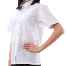 画像をギャラリービューアに読み込む, カッターシャツ スクールシャツ 女子 半袖 トンボ SS~EL (制服 ワイシャツ 半袖シャツ 学生 中学生 高校生 しわになりにくい ノーアイロン 形態安定 トンボ学生服) (取寄せ)