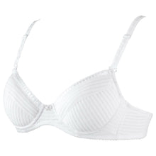 画像をギャラリービューアに読み込む, アツギ Hijuni ふんわりカップ超ソフトワイヤーブラ A65~D75 (ATSUGI ハイジュニ ガールズ 女子 女の子 中学生 小学生 ブラジャー)