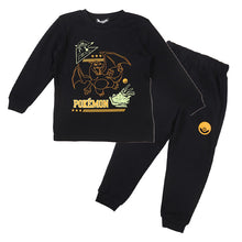 画像をギャラリービューアに読み込む, 光るパジャマ ポケモン 男の子 キッズ パジャマ ピカチュウ 上下セット 長袖 長ズボン 110 120 130 140 cm 男児 子供 子供服 秋 春 ルームウェア 光る ジュニア お泊り 子ども服 パジャマ上下 部屋着 寝巻き 寝間着 男の子用 綿混 大人気 人気キャラクター リザードン