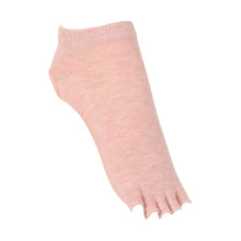 画像をギャラリービューアに読み込む, 5本指ソックス レディース 滑り止め 五本指靴下 指先なし 甲あき スニーカー丈 ヨガ 23-25cm (アツギ 靴下 ソックス ヨガソックス クリアビューティ スニーカーソックス くつした すべり止め) (在庫限り)