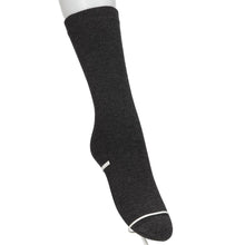 画像をギャラリービューアに読み込む, レディース クルーソックス 裏起毛 靴下 ソックス クルー丈 ホカロン あたたかい あったかい 防寒 260デニール相当 22-25cm 暖かい 保温 アツギ 黒 atsugi 冬 秋 寒さ対策