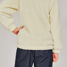 画像をギャラリービューアに読み込む, チャンピオン キッズ クルーネックシャツ 暖か フリース 130 140 150 160 Champion シェルパフリース 軽い 防寒 ロゴ 男の子 女の子 アウター (在庫限り)