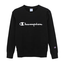 画像をギャラリービューアに読み込む, チャンピオン レディース トレーナー 長袖 スウェットシャツ M・L (Champion ブランド ロゴプリント 婦人 女性 トップス スウェット UV加工) (在庫限り)