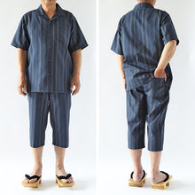 画像をギャラリービューアに読み込む, 和柄 シャツ 開襟 メンズ 夏 大きいサイズ しじら織り 和風 半袖 M~4L おしゃれ 涼しい 和服 和装 パジャマ 寝巻き 部屋着 ホームウェア ルームウェア アウター tシャツ トップス 父の日 ギフト プレゼント 30代 40代 50代 ブラック ネイビー M L LL 3L 4L (在庫限り)