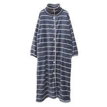 画像をギャラリービューアに読み込む, 着る毛布 ロング丈 フリーサイズ (ガウン 羽織 上着 パジャマ ルームウェア 部屋着 もこもこ ふわふわ 起毛 暖かい 冷え対策 防寒着) (在庫限り)