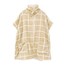 画像をギャラリービューアに読み込む, 着る毛布 ショート丈 フリーサイズ (羽織 上着 パジャマ 部屋着 ふわふわ 起毛 暖かい 冷え対策 防寒着) (在庫限り)