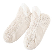 画像をギャラリービューアに読み込む, グンゼ ルームシューズ レディース 冬 裏ボア もこもこ 23-25cm GUNZE ウチコレ スリッパ ボア 暖かい あったか あたたかい 発熱 保温 防寒 冷え性 冷え対策 ふわふわ (在庫限り)