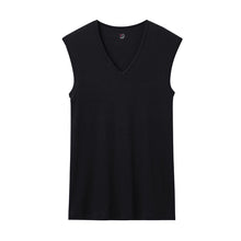画像をギャラリービューアに読み込む, グンゼ YG tシャツ メンズ ノースリーブ スリーブレス vネック 接触冷感 綿100 M L LL v首 タンクトップ 肌着 下着 男性 紳士 インナーシャツ 夏 ビジネス インナー プレゼント ギフト 父の日 (在庫限り)