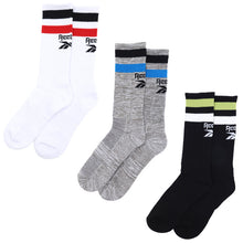 画像をギャラリービューアに読み込む, リーボック メンズ 靴下 クルー丈 ソックス 3足組 グンゼ 25 26 27 cm reebok アーチサポート 抗菌防臭 足底パイル クッション 綿混 吸汗速乾 蒸れにくい スポーツ ジム ランニング トレーニング デイリー 通勤 通学 まとめ買い セット プレゼント