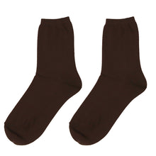 画像をギャラリービューアに読み込む, レディース 靴下 日本製 ナイロン ソックス クルーソックス 無地 カラーソックス 定番 22 23 24 25 cm シンプル おしゃれ 婦人 くつした くつ下 レディースソックス カジュアル 春 夏 秋 通勤 通学 デイリー 普段使い ミセス 女性