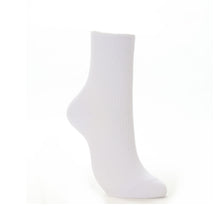 画像をギャラリービューアに読み込む, スクールソックス 無地 クルーソックス 15cm丈 3足組 22-24cm・24-26cm (白 紺 靴下 短め レディース 黒 ソックス ショート 女子 スクール 通学 中学生 高校生) (在庫限り)