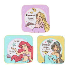 画像をギャラリービューアに読み込む, ハンドタオル ハンカチ 3枚組 キャラクター 柄違い キッズ 子供 保育園 幼稚園 小学生 小学校 約16×16cm プチハンドタオル ウォッシュタオル おしぼりタオル 3P 子供用タオル 入園 ネームタグ まとめ買い セット