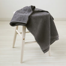 画像をギャラリービューアに読み込む, エステ用 21番手単糸 バスタオルやや厚手(1200匁) 約65cm×130cm 標準厚地 綿100% 無地 ホテルタオル