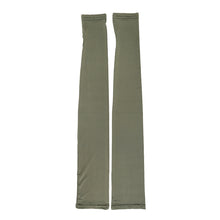 画像をギャラリービューアに読み込む, アームカバー UVカット 接触冷感 ロング 60cm丈 指穴あり フリーサイズ 冷感 レディース 日焼け対策 紫外線対策 夏用 UVケア 通気性 ムレにくい お出かけ 散歩 海水浴 無地