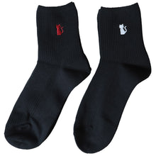 画像をギャラリービューアに読み込む, スクールソックス ワンポイント 紺 クルーソックス 女子 14cm丈・18cm丈 2足セット 23~25cm (靴下 黒 中学生 高校生 ショート 通学 ソックス 男子 かわいい) (在庫限り)