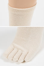 画像をギャラリービューアに読み込む, メンズ 5本指ソックス シルク レギュラー丈 日本製 24-26cm 男性用 紳士 ソックス 5本指 靴下 五本指 クルー丈 クルーソックス シルク混 絹 (在庫限り)