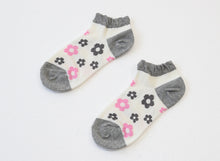 画像をギャラリービューアに読み込む, 【 お得 】 キッズ スニーカーソックス 靴下 6足組 16-18cm~22-24cm (スニーカー丈 綿混 ソックス くつ下 くつした ハート柄 音符柄) (在庫限り)