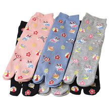 画像をギャラリービューアに読み込む, アウトレット 足袋ソックス 日本製 クルー丈 タビソックス 足袋靴下 6足組 22-25cm ソックス 綿混 足袋 タビ 足袋型靴下 くつ下 くつした 二股ソックス 和柄 レディース 花柄 くすみカラー 柄 (在庫限り)