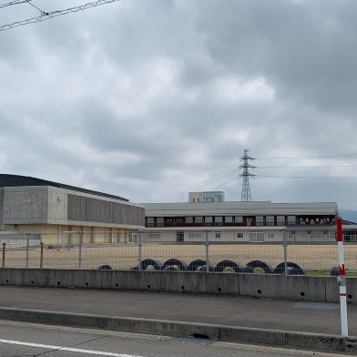 春江東小学校
