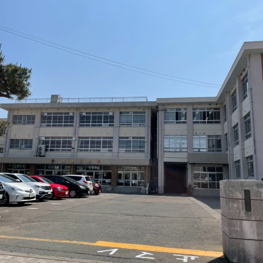 松本小学校