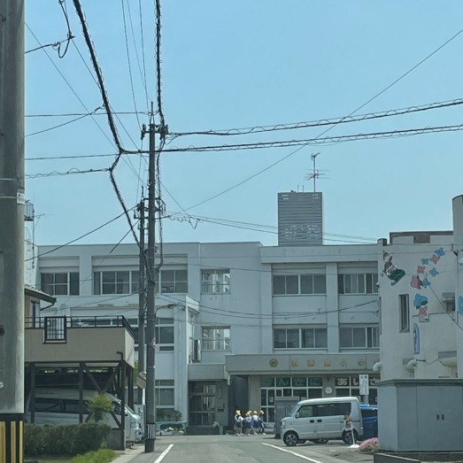 東藤島小学校