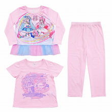 画像をギャラリービューアに読み込む, プリキュア パジャマ ひろがるスカイ！プリキュア 光るパジャマ 半袖 長袖 セット 100cm～130cm (ひろがるスカイ オールスターズ 110cm 120cm 女児 女の子 お泊り保育 光る ひろがるスカイ!プリキュア パジャマ) (在庫限り)
