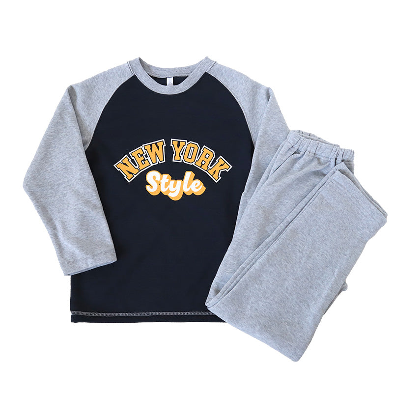 キッズ パジャマ 男の子 冬 長袖 あったかい ルームウェア 男児 保温 上下セット 130～160cm 子供服 子ども ナイトウェア ルームウエア 部屋着 上下 男子 (在庫限り)