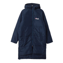 画像をギャラリービューアに読み込む, FILA ベンチコート キッズ ジュニア 裏ボア 裏起毛 130～160cm 子供 アウター コート 子供服 冬服 男の子 女の子 子ども フード付き サッカー スポーツ 保温 防寒 暖かい 防寒着 130 140 150 160 フィラ (送料無料)
